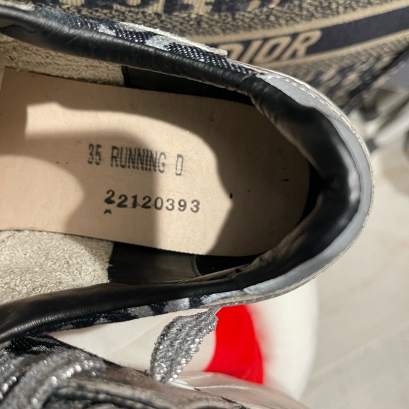 GOLDEN GOOSE SIZE 35 - WORN 1X - LIKE NEW - RUNNING - Picture 10 of 11